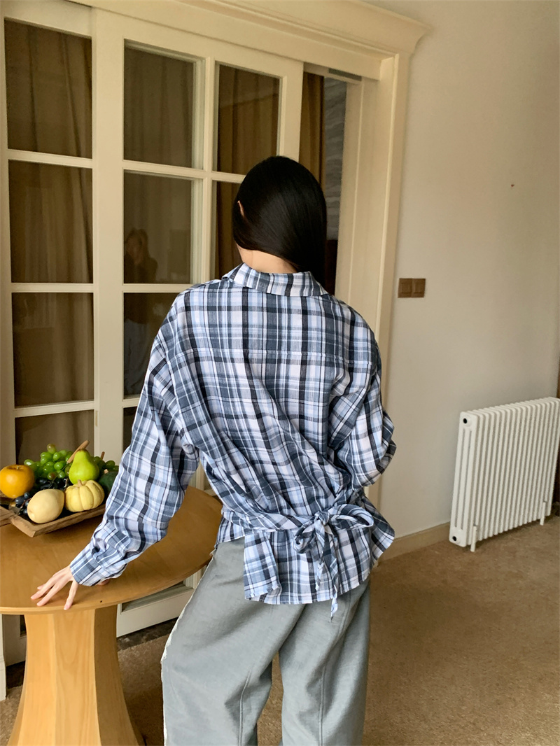 Loose Plaid Shirt with Hem Ties and Multi-Way Styling - Image 3
