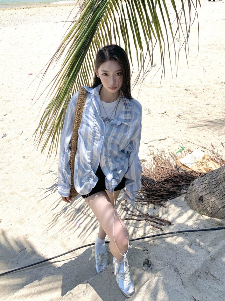 Light Blue Striped Long Sleeve Women's Shirt Liu Yase Style Lazy Shirt Jacket Top