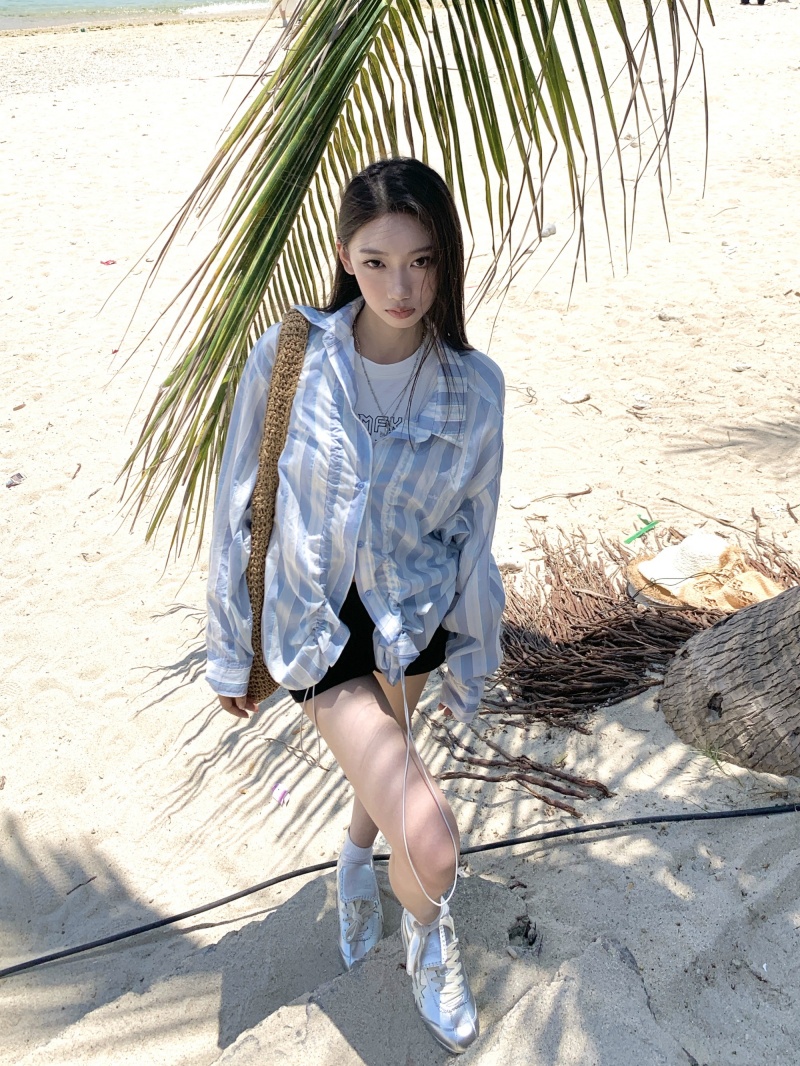 Light Blue Striped Long Sleeve Women's Shirt Liu Yase Style Lazy Shirt Jacket Top