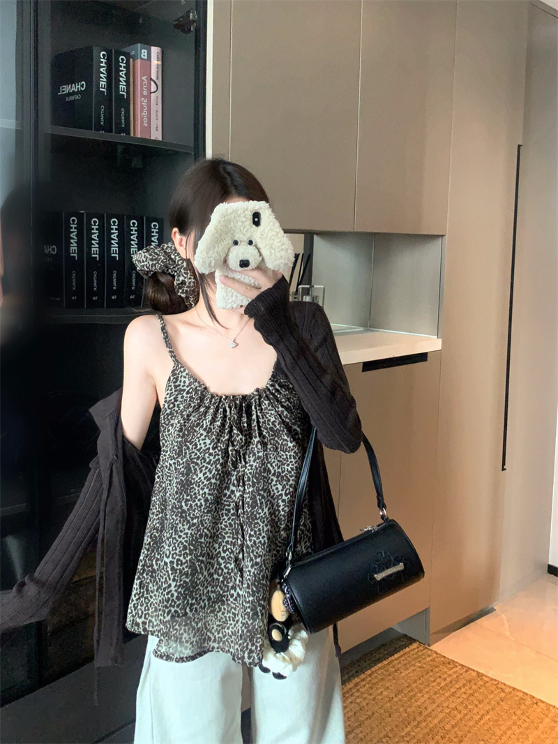2026 Early Autumn Korean Style Loose Two-Piece Leopard Cami and Knit Cardigan Set